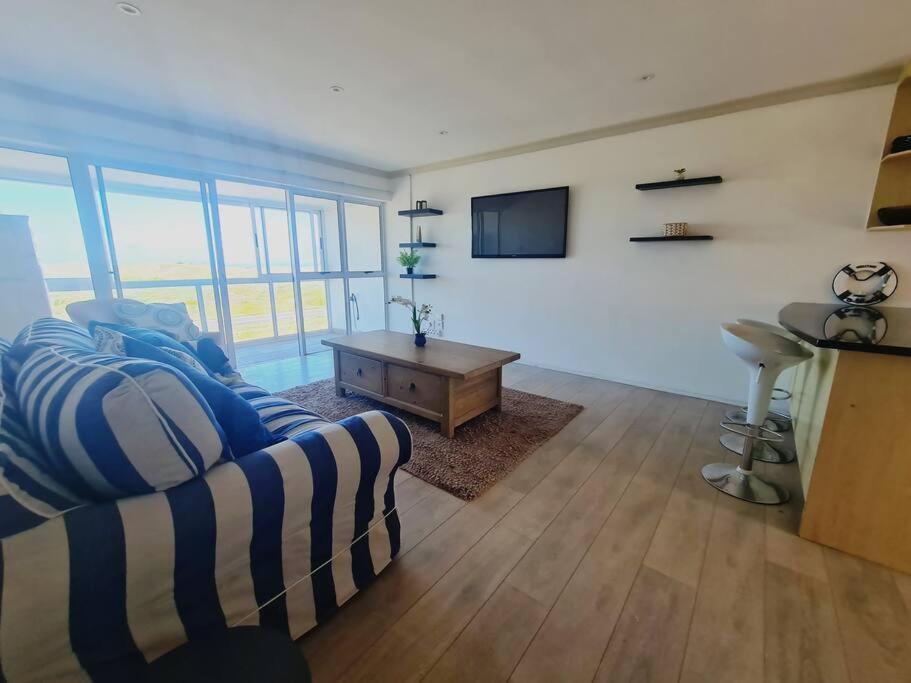 Beachside Living In Muizenberg. * Cape Town